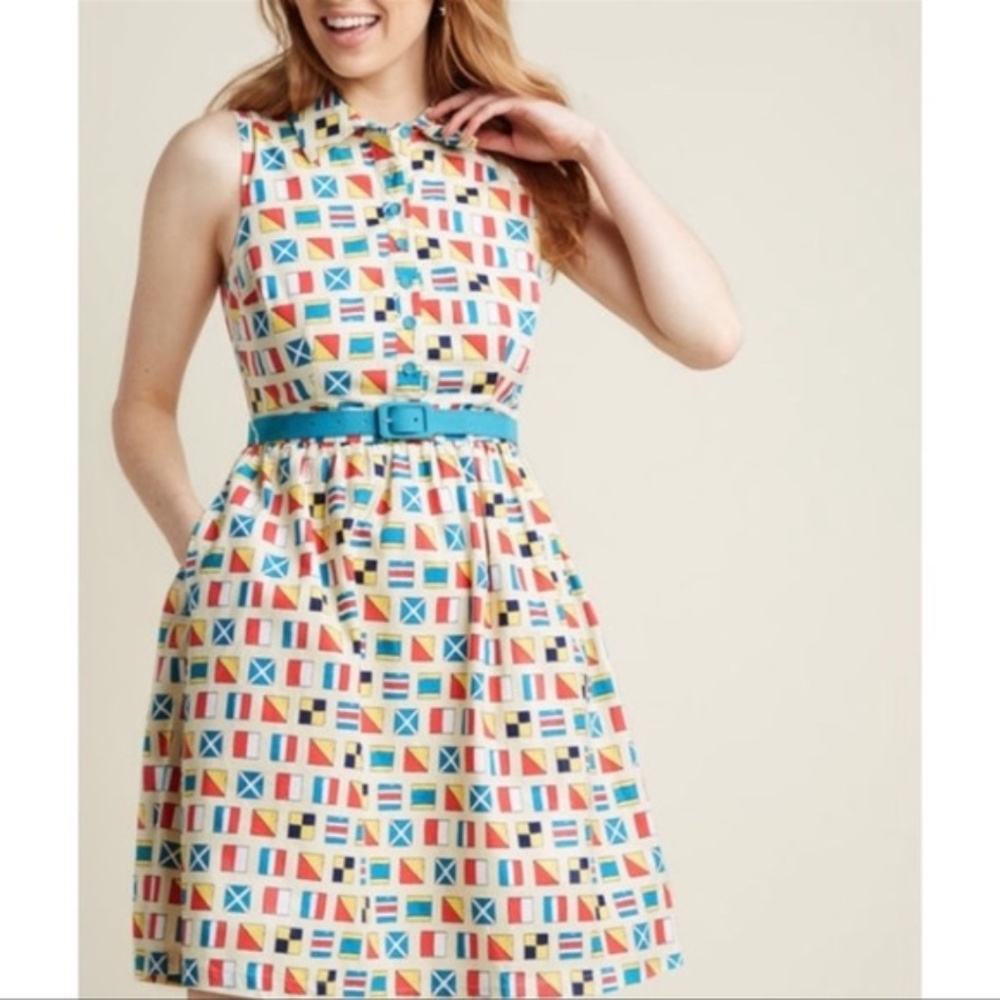 Modcloth Fits the Function dress in flag print — like new!